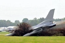 Bí ẩn cái "dớp" tai nạn ở căn cứ nơi F-16 Mỹ vừa "gãy cánh"