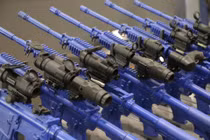 Choáng ngợp dàn vũ khí khủng ở triển lãm quân sự Anh