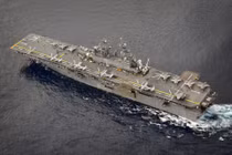 "Tàu sân bay” Mỹ chất đầy F-35 tới Philippines