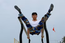 Mục kích "lính biển" Việt Nam rèn luyện thể lực