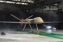 Soi máy bay không người lái nội địa giống hệt hàng Mỹ của "hàng xóm" Việt Nam