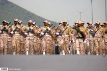 Iran duyệt binh quy mô kỷ niệm 40 năm Cách mạng Hồi giáo
