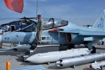 Choáng ngợp dàn vũ khí, máy bay cực khủng đang hiện diện ở Trung Đông