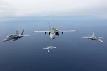 Bất ngờ màn chia tay đặc biệt của “thần biển” F/A-18C