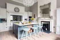 Đặt thứ này trong bếp, đụng đâu hỏng đó, vợ chồng khắc khẩu