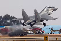 Su-30MKI nâng cấp phát hiện được F-35, J-20... Việt Nam sẽ học theo?