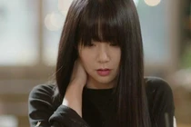 Bí mật kinh hoàng của gã chồng sắp cưới rơi ra từ chiếc tủ cạnh giường