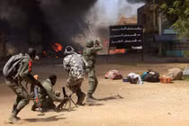 IS phô trương thanh thế sau cái chết của thủ lĩnh