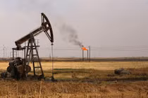 Tung đòn hiểm, Mỹ quyết “xí phần” toàn bộ dầu mỏ ở Syria