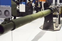 NATO sẽ khuất phục Nga, Trung Quốc bằng xe tăng nòng pháo siêu khủng 130mm? 