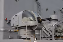 Pháo 6 nòng “có người lái” trên Tàu 18 Hải quân VN