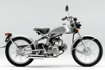 10 xe máy chạy “phà phà” không bằng lái tại Việt Nam