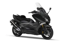 Ngắm Yamaha T-MAX Iron Max 2015 “phong trần” giữa phố 