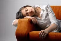 Dấu hiệu nguy hiểm gì khi cơ thể luôn trong tình trạng mệt mỏi.