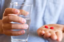 Thuốc giải rượu: con dao hai lưỡi với sức khỏe