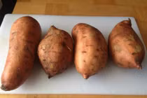 Top thực phẩm vàng giúp vòng 1 căng tràn sức sống