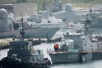 Nga bắt đầu trả tàu chiến cho Ukraine