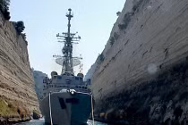 Pháp và Mỹ đua nhau đưa tàu chiến tới Biển Đen