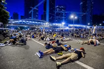 Những khoảng khắc yên tĩnh sau cuộc biểu tình ở Hồng Kông