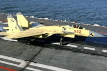 Trung Quốc lộ tiêm kích hạm “dằn mặt” BTQP Mỹ