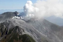 30 người chết do núi lửa phun ở Nhật Bản