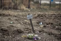 Nạn nhân trong hố chôn tập thể Donetsk bị đánh cắp nội tạng?