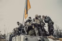 Nhờ “vitamin Biden”, Ukraine tái khởi động chiến dịch “chống khủng bố”