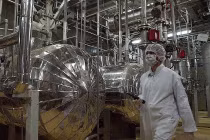 Iran cần 2 tháng để có bom nguyên tử?