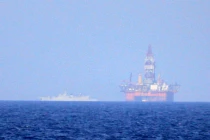 Lật ngửa chiến lược Trung Quốc chiếm Biển Đông từ giàn khoan