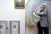 Chưa đến 20% người dân Ukraine đi bầu tổng thống