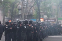 Người biểu tình ủng hộ liên bang hóa ở Donetsk bị tấn công