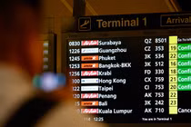 Nóng: Đã tìm thấy mảnh vỡ máy bay Air Asia mất tích?