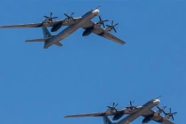 Căng thẳng Ukraine leo thang, Tu-95 Nga xuất hiện gần California