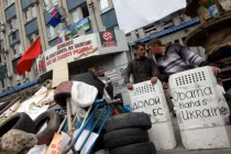 Công sự phòng ngự “mọc lên như nấm” ở Slavyansk