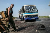 Nga và Ukraine mặc cả điều kiện ngừng bắn miền đông