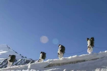 Ấn Độ tăng quân phòng ngự dọc biên giới với Trung Quốc