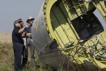 Báo cáo sơ bộ về tai nạn MH17: Còn nhiều câu hỏi