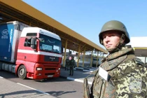 Đoàn xe cứu trợ Đức gặp tai nạn nghiêm trọng ở Ukraine