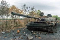 Chuyên gia Mỹ: "Quân đội Ukraine chỉ chờ người Mỹ cứu giúp"