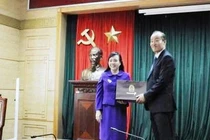 Bộ trưởng Bộ Y tế Nguyễn Thị Kim Tiến làm việc với Trưởng đại diện WHO tại Việt Nam