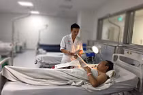 5 giờ kỳ diệu “hồi sinh” cánh tay đứt rời hoàn toàn cho bệnh nhân 