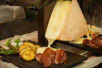 Ăn những thực phẩm này sau 7h tối, đừng hỏi sao tăng cân chóng mặt