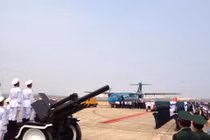 Nghẹn ngào tiễn biệt Đại tướng ở sân bay Đồng Hới