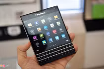 Mở hộp BlackBerry Passport xách tay giá 17 triệu vừa về VN 