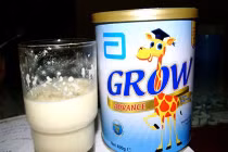 “Ông lớn” Abbott: Khi nào mới hết scandal? 