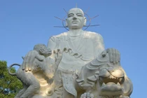 Biệt tài phong thuỷ và tiên tri của thiền sư Việt 