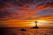 Thót tim đến thăm nghĩa địa bị nhấn chìm dưới đáy biển 