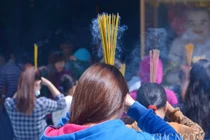 Chùm ảnh: Rằm này ở chùa...