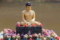 Tụng kinh, hồi hướng, vong linh tử nạn có lợi ích không?