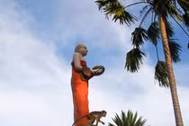 Xuất gia & hiếu hạnh